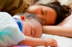 How to Co Sleep With Your Baby Safely