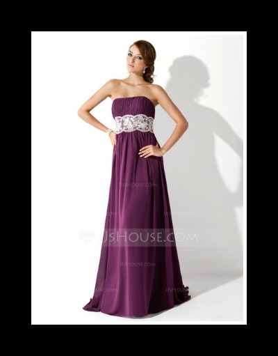 My Daughter Needs Your Help Deciding On the Perfect Prom Dress