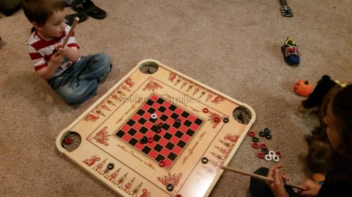 14 Family Friendly Games to Play on National UnPlug Night  #UnPlugwithCarrom