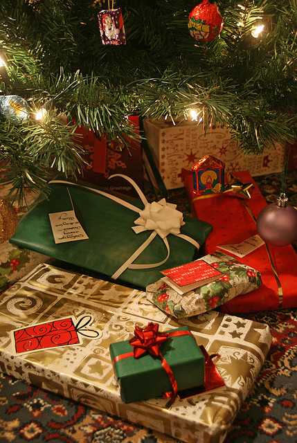 9 Fun Christmas Traditions for the Entire Family