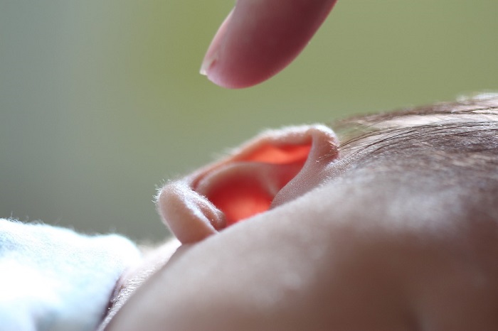 7 Possible Causes of Earache and How to Treat Them